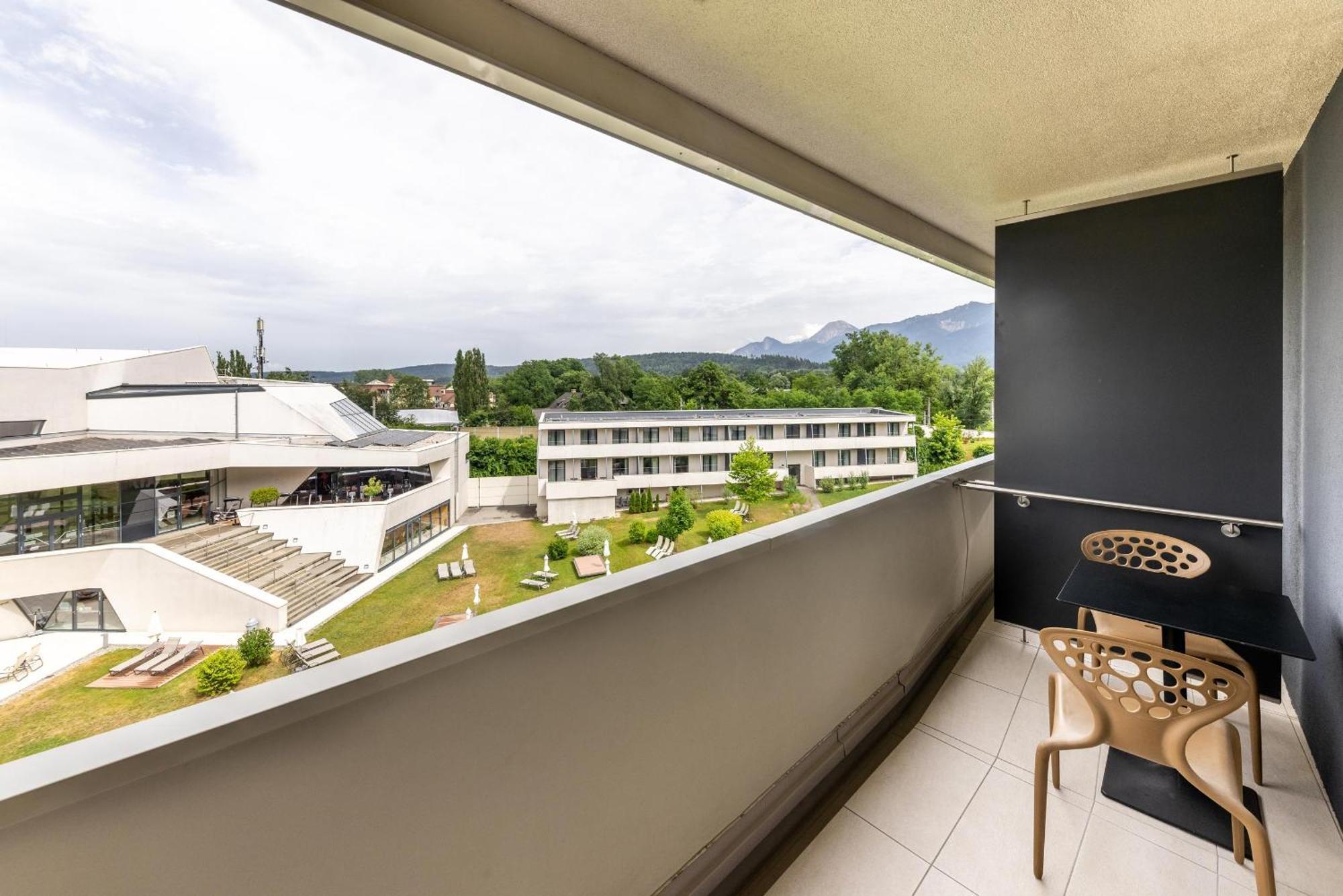 Thermenhotel Karawankenhof Villach Extérieur photo